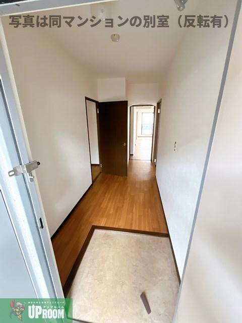 クレール壱番館の玄関
