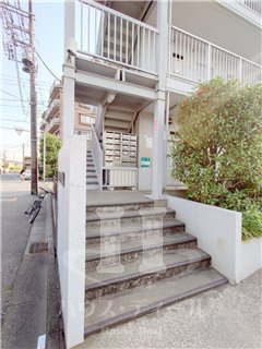 【エントランス】 | サンハイツ福田 | 落ち着いたエントランスです