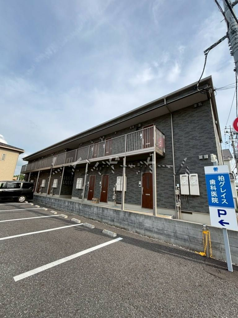 特典：仲介手数料が無料です!!の外観
