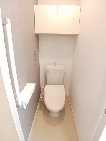 レジデンスのトイレ|落ち着いたトイレです