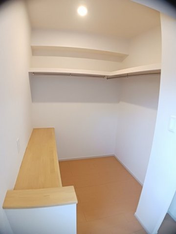 オアシス今津Ａの収納|こまごまとしたものを収納できそうですね