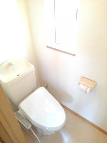 サウス郡家　Ａのトイレ|ゆったりとした空間のトイレです