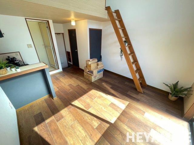 フェアリーハウスの居間・リビング|※別の階のお部屋の参考画像です※現況を優先します