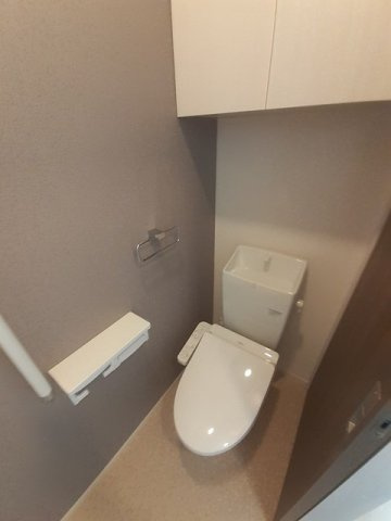 プルミエール・メゾン　Ⅱのトイレ|清潔感のあるトイレです