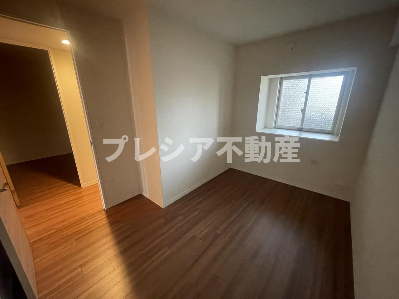 ジオ甲子園口ノーヴの洋室