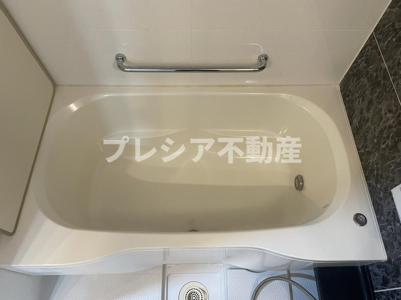 ジオ甲子園口ノーヴの浴室