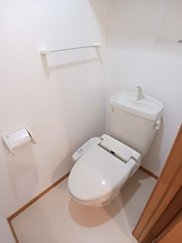 パストラル川部Ａのトイレ|トイレもきれいです