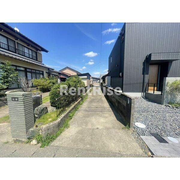 一宮市千秋町戸建の庭