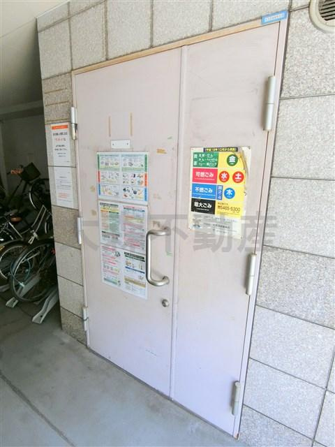アイフェリーク大森のその他共用部分|曜日時間関係なくゴミ出し可能な敷地内ゴミ捨て場！