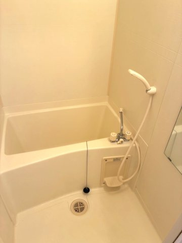 オレンジハウス竹尾の浴室