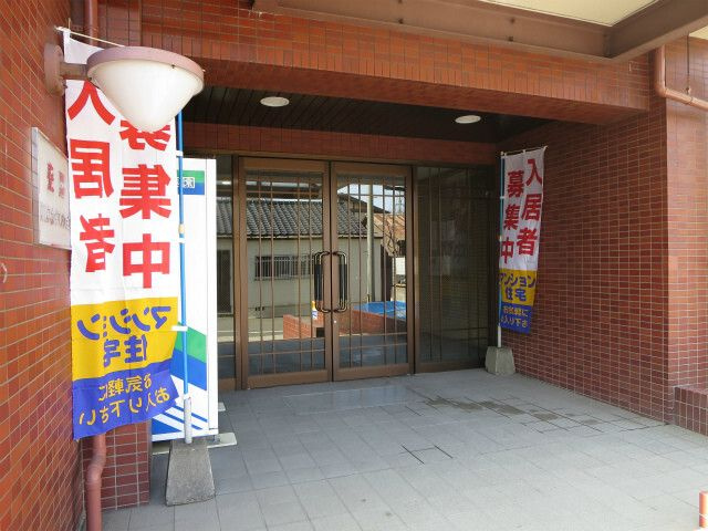 陣山スカイマンションのエントランス
