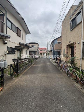 【現地画像あり】平塚市御殿３丁目　中古戸建　37.71坪の周辺|小・中学校近く、スーパー（徒歩５分）アップダウンの少ない平坦地◎