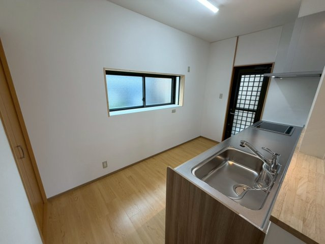 宇多津町沼ノ池　リフォーム戸建のキッチン
