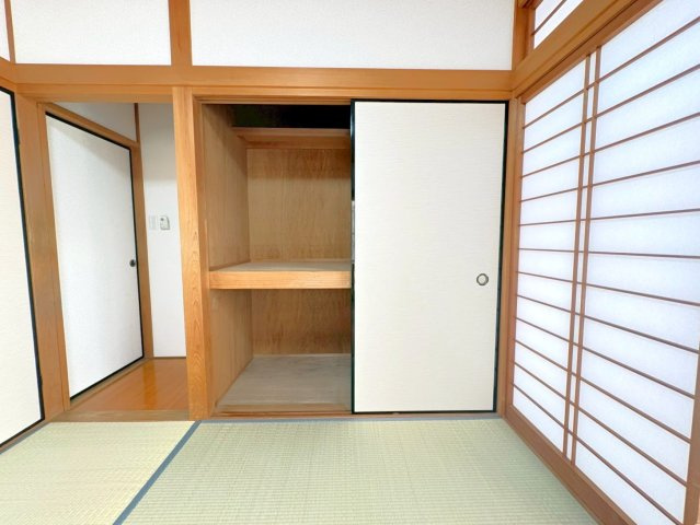 ◆令和７年１１月リフォーム済み◆南東向き４ＬＤＫ◆守山市古高町の和室|和室収納スペース