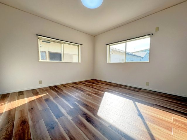 ◆令和７年１１月リフォーム済み◆南東向き４ＬＤＫ◆守山市古高町の洋室|洋室