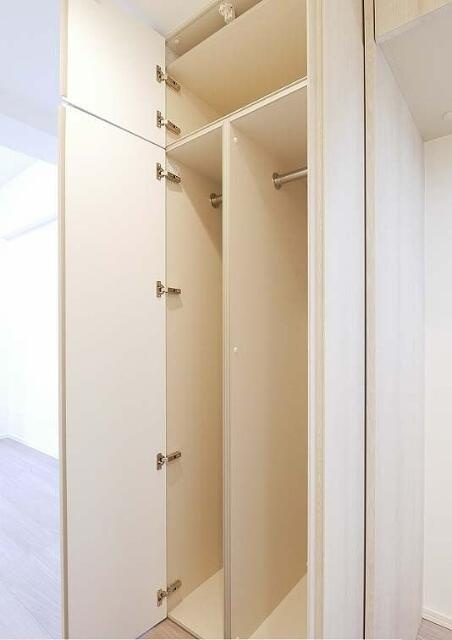 ＰＲＥＭＩＵＭ　ＣＵＢＥ大井町＃ｍｏの収納|便利な収納スペースです