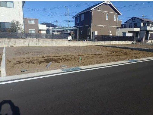 新築戸建　富士宮市淀平町第2第2期　全4棟　3号棟の前面道路含む現地写真