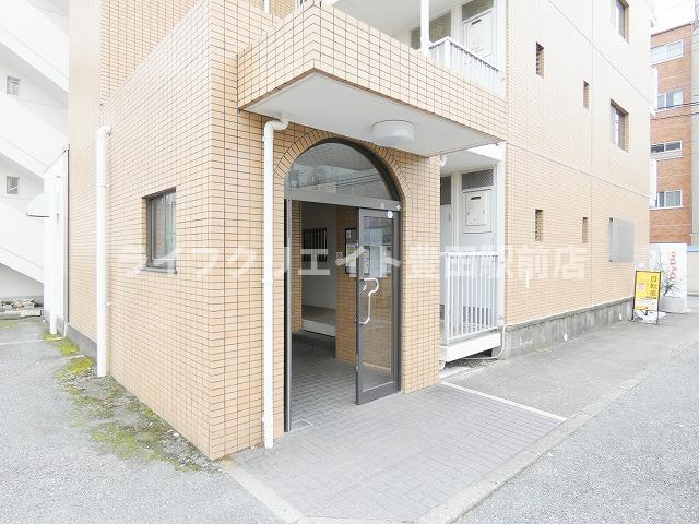 ウィズ八王子レジデンスのエントランス