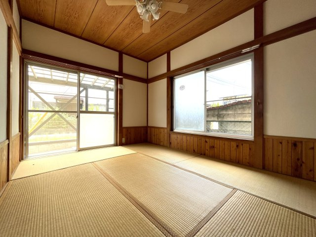 下永吉　せせらぎと緑の提　そよ風が通る家の和室