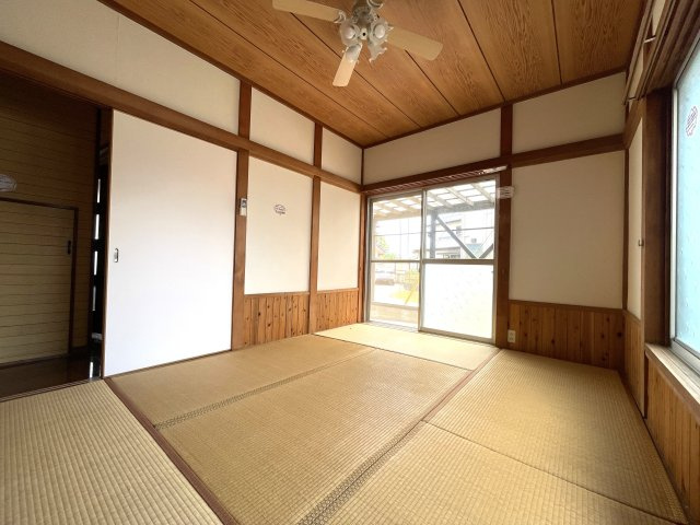 下永吉　せせらぎと緑の提　そよ風が通る家の和室