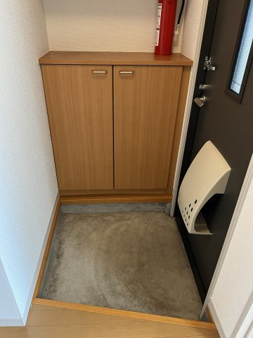 ルミエールＣの玄関