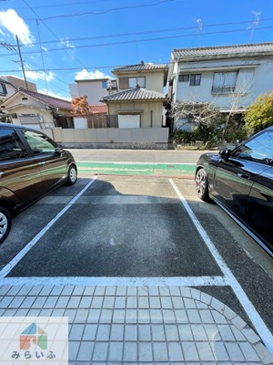 【駐車場】 | ドルフ振甫 北館