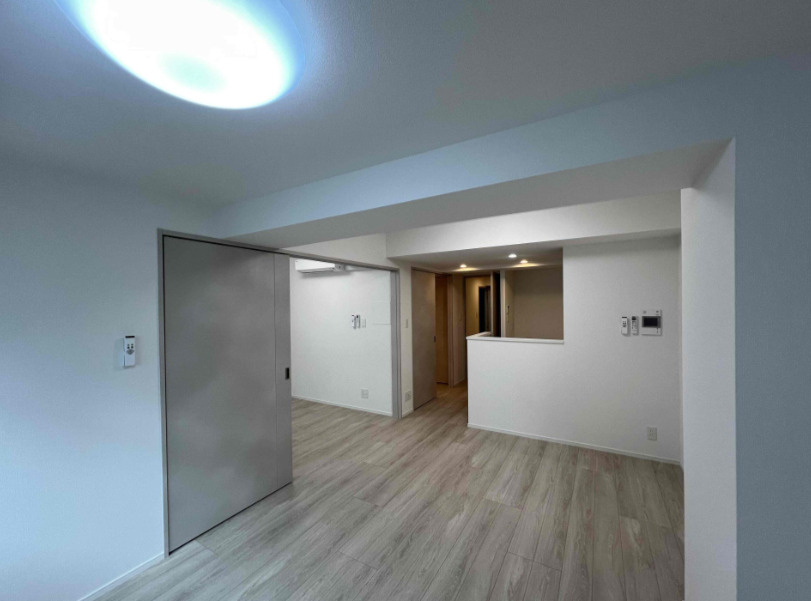 Ｓ－ＲＥＳＩＤＥＮＣＥ亀戸ｂａｌｍの居間・リビング