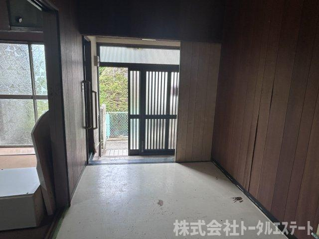 下関市上田中4丁目26番地3の玄関