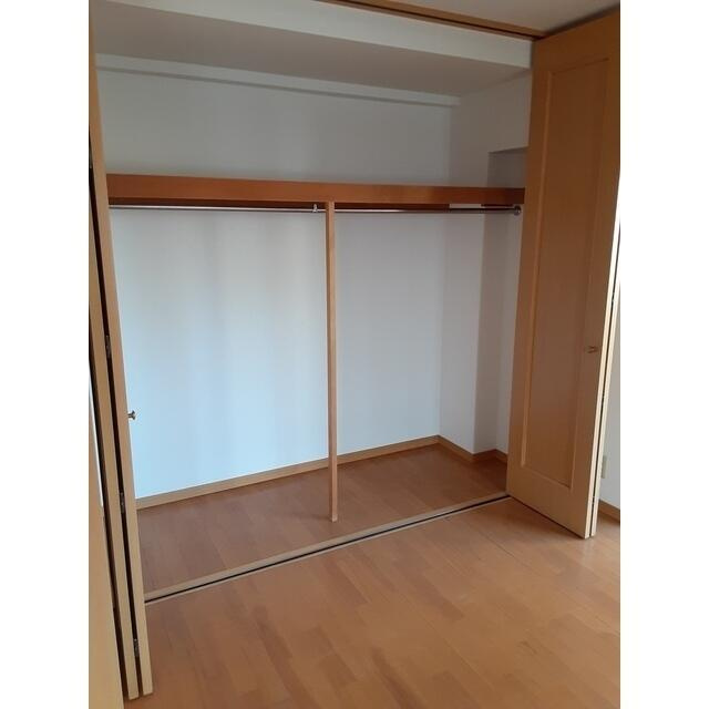 ロイヤルガーデン哲学堂の収納|その他部屋 
