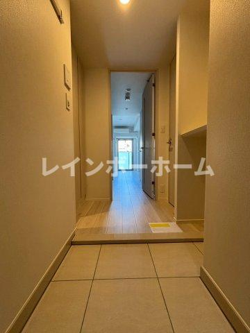 オーパスホームズ南行徳の玄関