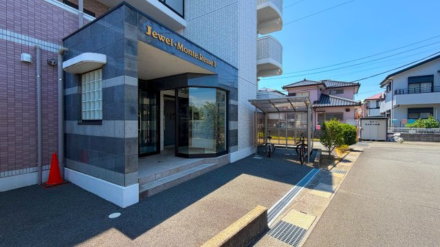 ジュエル　モンテ．レーゼⅡのエントランス