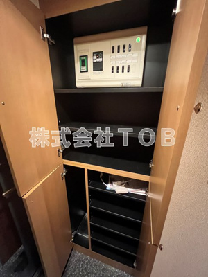 【その他】 | フェニックス高井戸南 | シューズボックス※クリーニング前※
