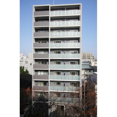 【外観】 | トゥルーハーモニー | 鉄筋コンクリート造のがっちりとした建物。
