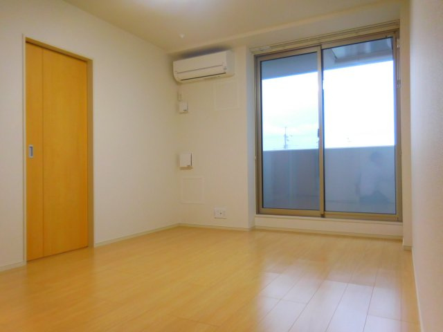 高槻市郡家新町の賃貸マンションの内装