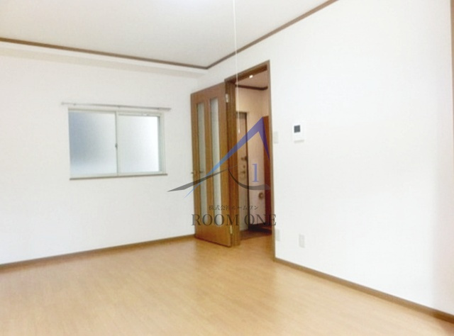 アンソレイユ・ＳＴの居間・リビング|洋室のお部屋です。