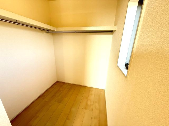 リーブルガーデンS第17渋川金井　3号棟の収納|2階洋室➀収納　ウォークインクローゼットです