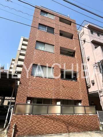 イースト駒形の外観