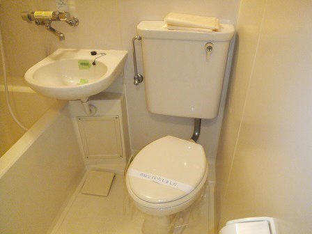 ベルシェ船橋ラマージュのトイレ|室内結構広いです