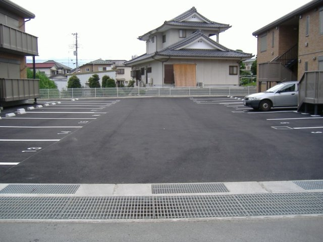 【駐車場】 | フォンターナ