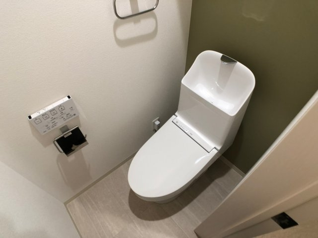 クリエオーレ菱屋西のトイレ