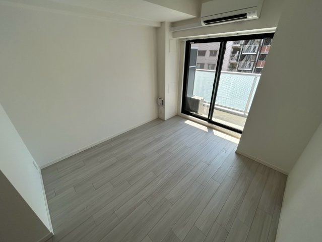 S-RESIDENCE阿波座bouncyの居間・リビング
