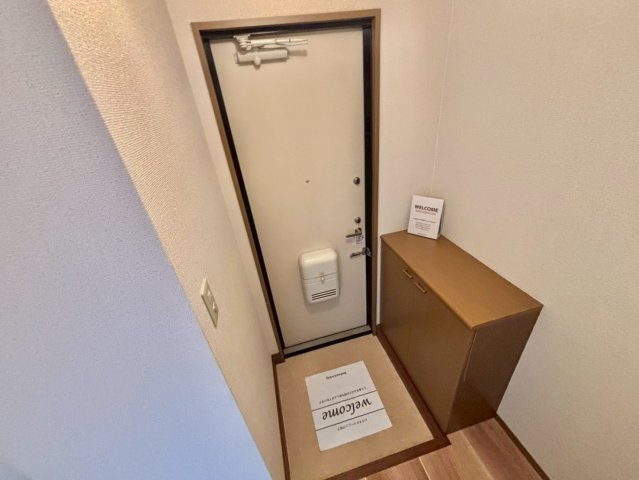 メゾンドクールの玄関