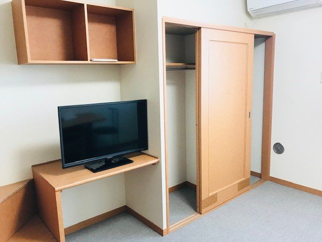 レオパレスベルエポックの収納