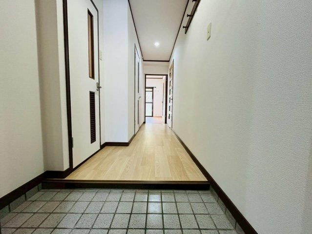 トーカンマンション平尾の玄関