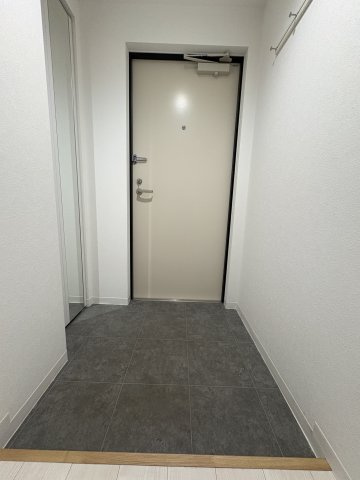 【玄関】ブランシャール北3条通 