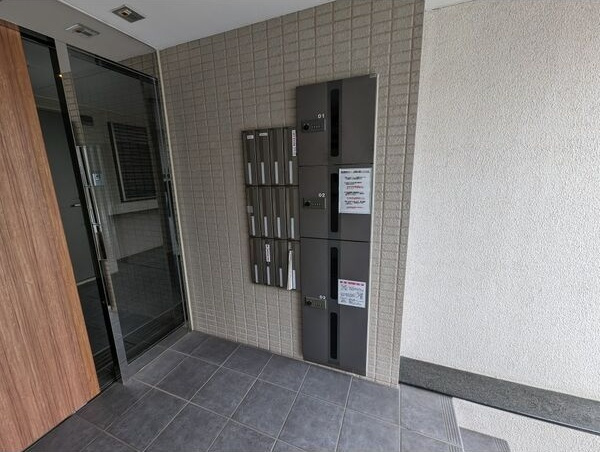 PLATZ KAKUOZANのエントランス