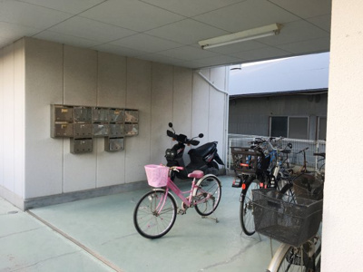 【エントランス】 | ロイヤルマンション