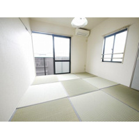 ２面採光の明るいお部屋