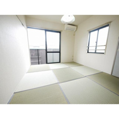２面採光の明るいお部屋