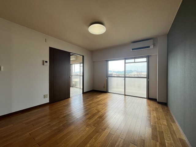 マンション楽の居間・リビング